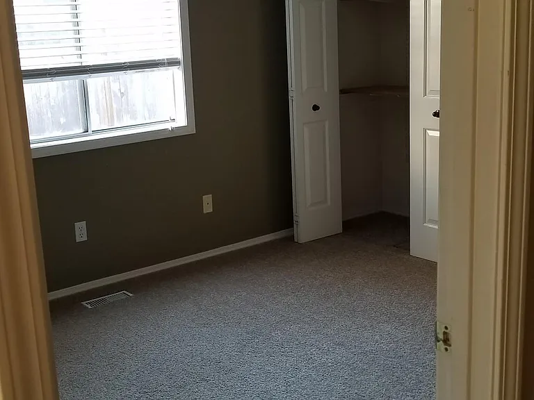 2590 E Bergeson St — Photo 15