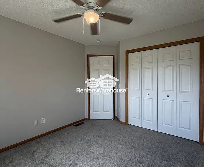 2489 Yellowstone Dr — Photo 12