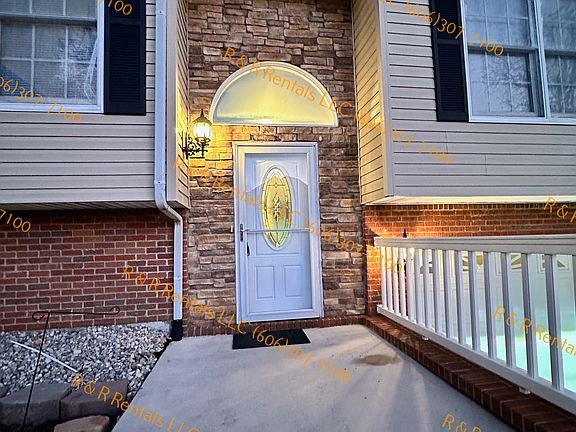 3rd image of 4015 Madira Dr