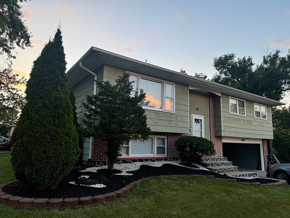 1st image of 7410 East Ave