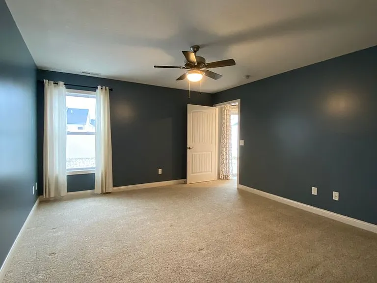 3957 Gussie Ct — Photo 12