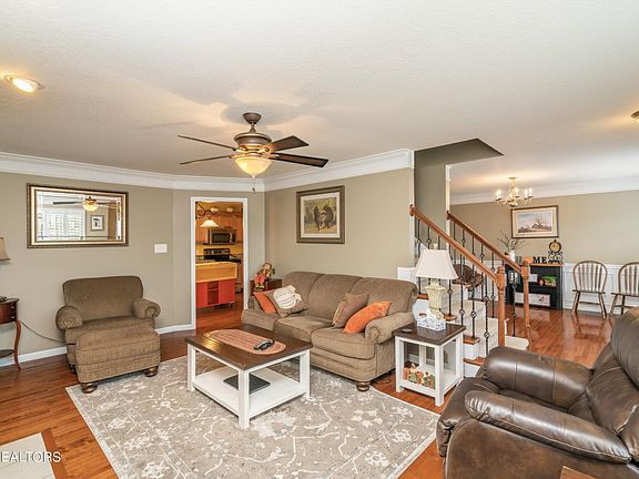 4th image of 5511 Morning Breeze Ln