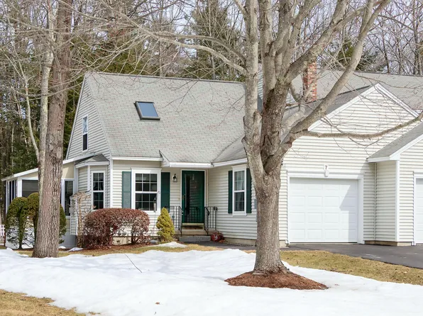 7 Windsor Commons Drive #7, Kennebunk, ME 04043