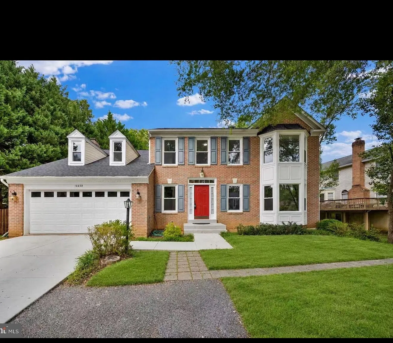 2 bed, 3738 sqft, $2,100 — Photo 1
