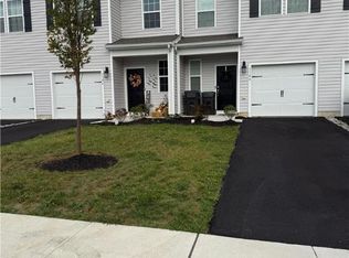 1104 Martin Rd, Breinigsville, PA 18031