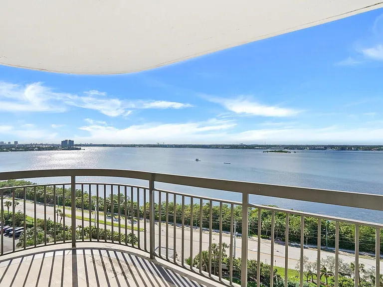 5380 N Ocean Dr #18J — Photo 29