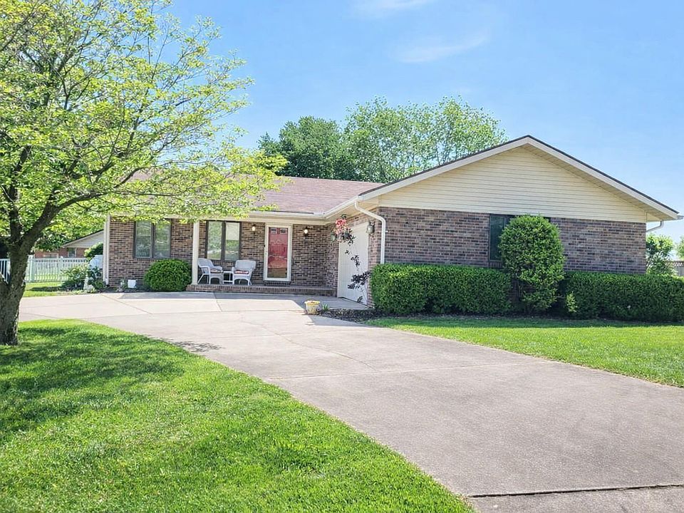 1st image of 1116 Cherry Hills Dr