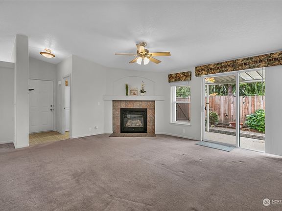 4th image of 17712 19th Avenue Ct E