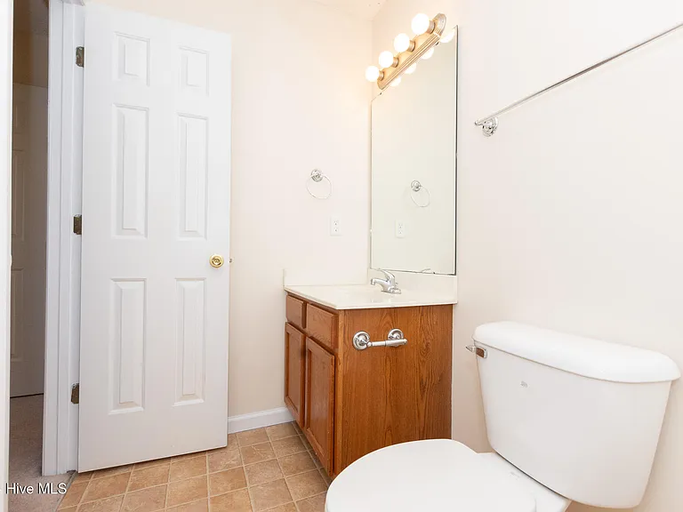 125 Cornerstone Pl — Photo 25