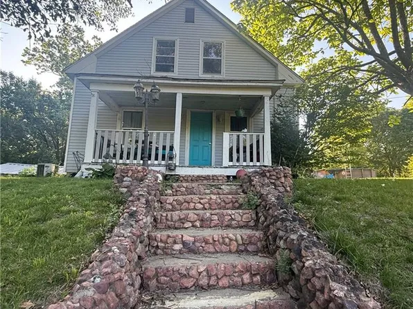 402 Auburn Ave, Oregon, MO 64473