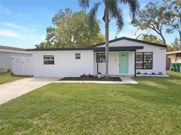 1714 Saint Croix Dr, Clearwater, FL 33759