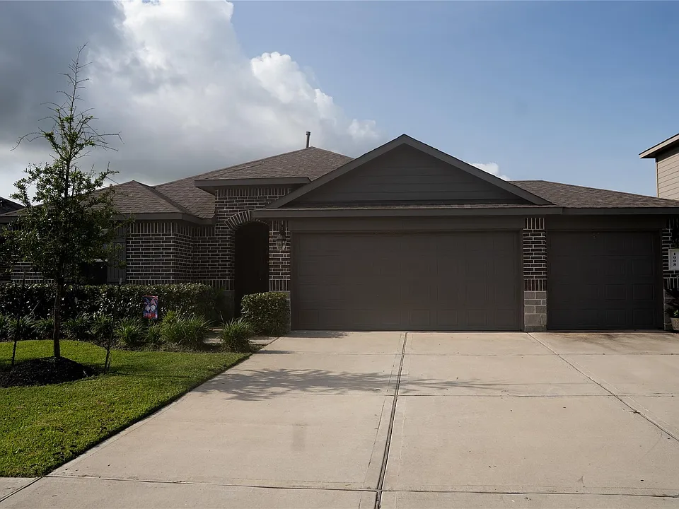 1008 Llano Trl