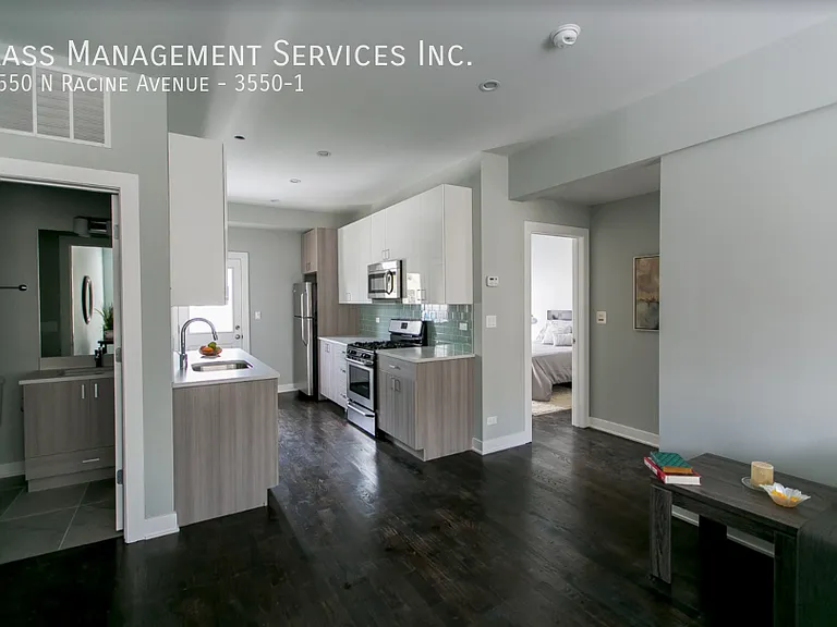3550 N Racine Ave #1 — Photo 5