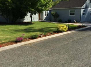 265 Mountain View Pl, Grants Pass, OR