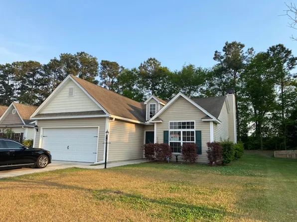 219 Highwoods Plantation Ave, Summerville, SC 29485