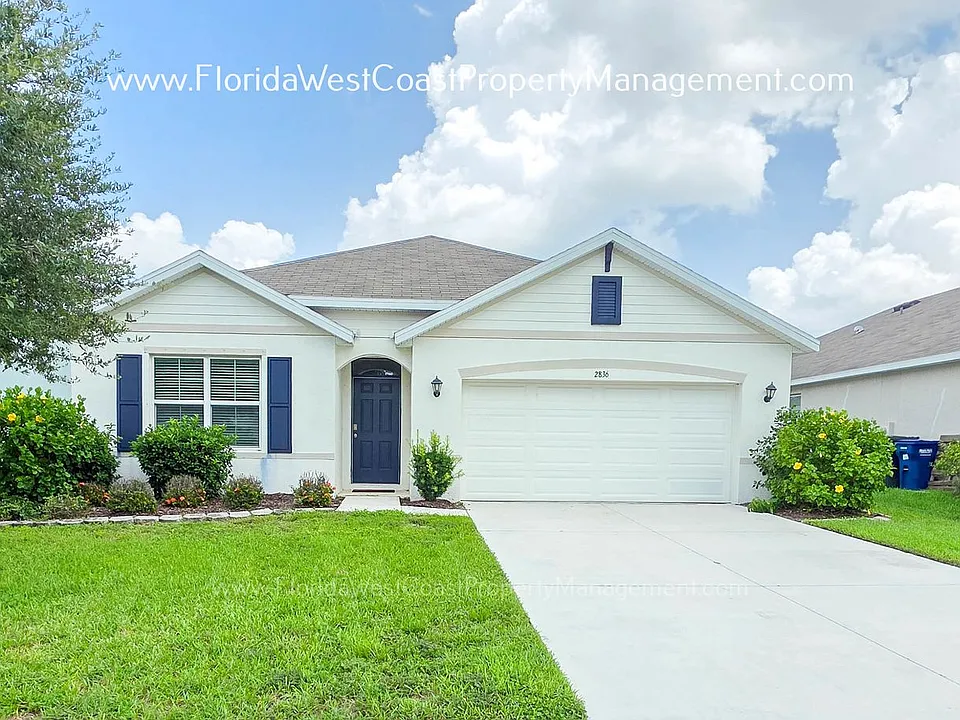 2836 Greenleaf Ter