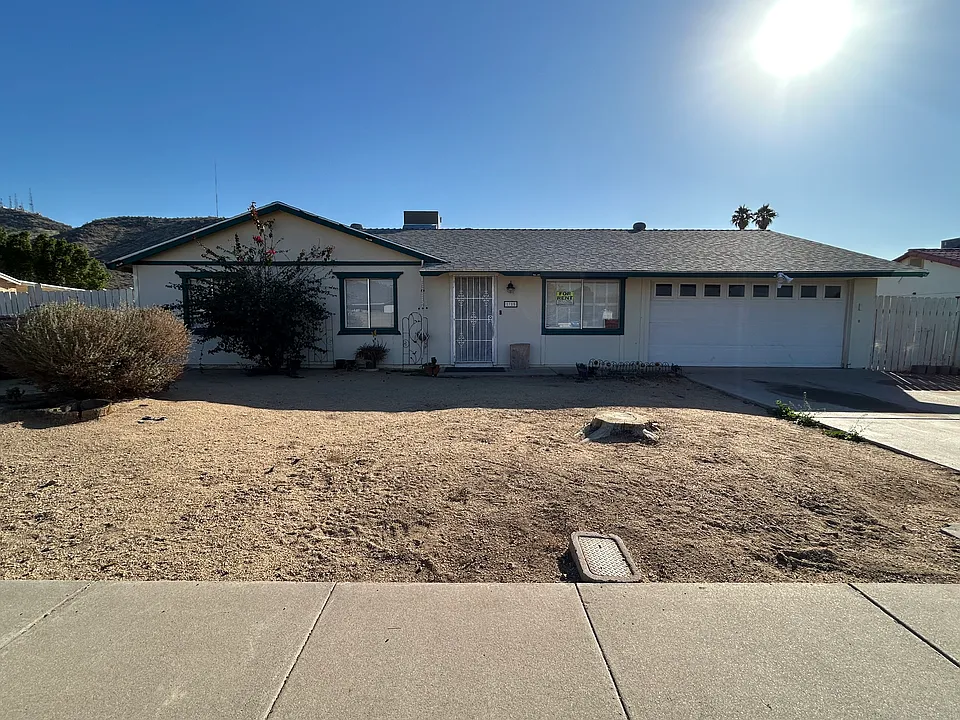 1715 W Pershing Ave