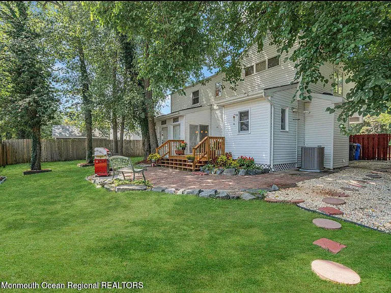722 Maple Ave — Photo 21