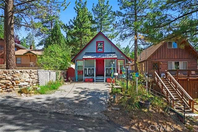 1st image of 429 Dixie Ln