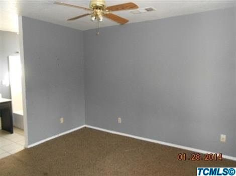 4th image of 467 Carolyn Street