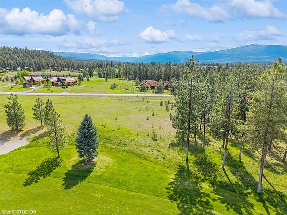 3rd image of 260 Glacier Peaks Rd