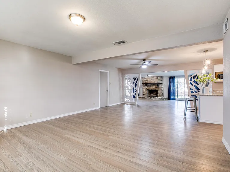 5715 Angie Pl — Photo 4