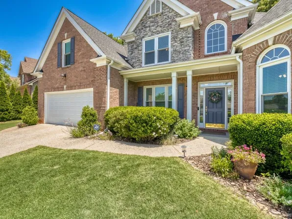 3673 Lake Edge Dr, Suwanee, GA 30024