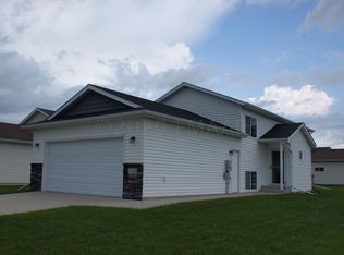 3558 58th Ct S, Fargo, ND