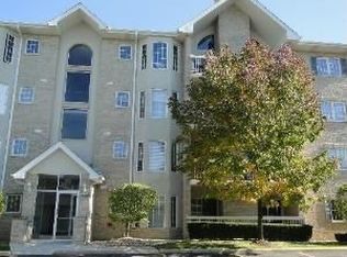 7759 Bristol Park Dr 1nw #1NW, Tinley Park, IL 60477