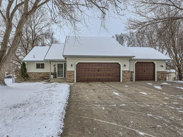 5629 Lake Ave NE, Albertville, MN 55301