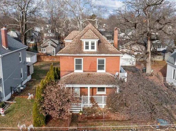 3449 Manhattan Ave, Saint Louis, MO 63143