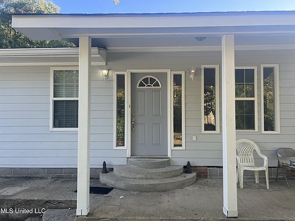 2nd image of 2116 Canty St