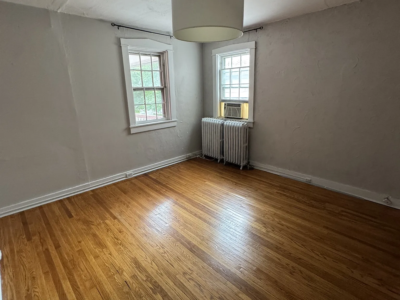 313 N Mulberry St — Photo 4