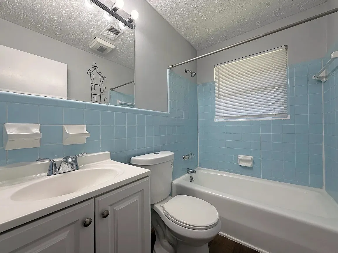 2 bed, $1,295 — Photo 4