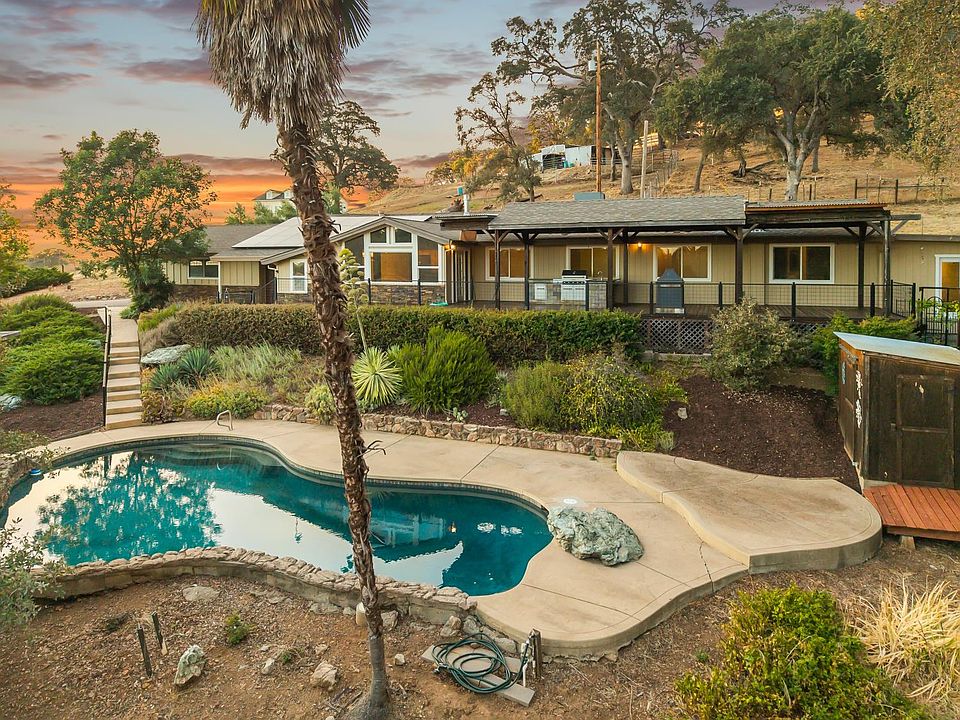 1st image of 1315 Arrowbee Dr