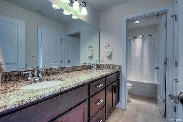 7739 Broadstairs Ln — Photo 9