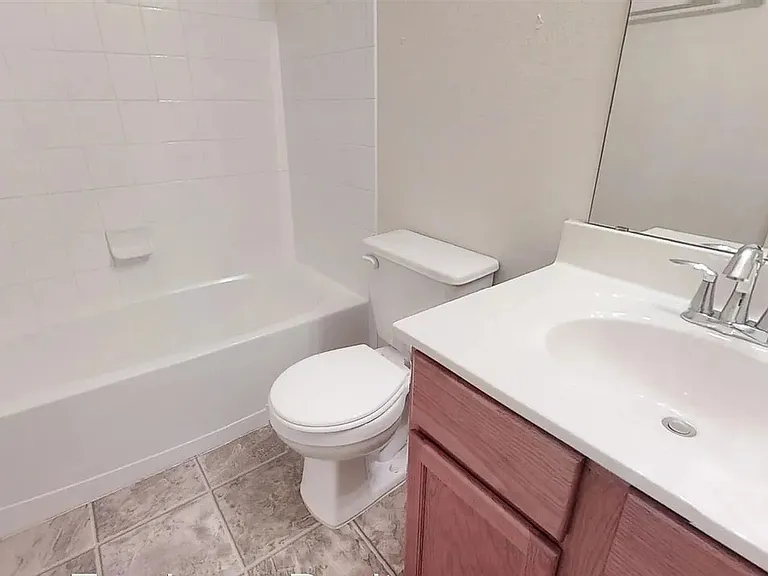 4604 Lookout Mountain Ln — Photo 7