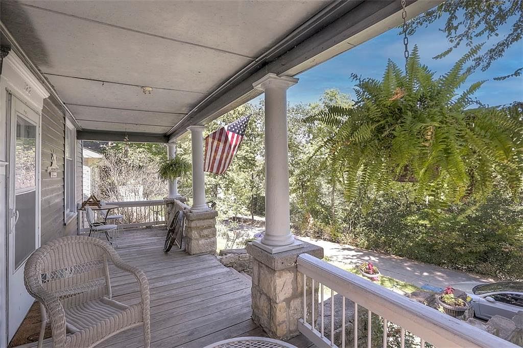 122 Wildwood St, Excelsior Springs, MO 64024 Zillow