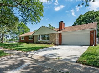 1813 Birch Rd, Homewood, IL