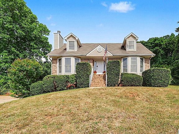 2nd image of 2014 Creely Cir