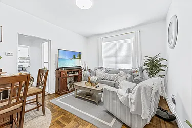 Rented by Bouklis Group