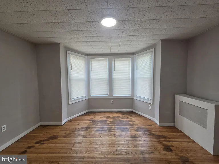 633 E Allegheny Ave — Photo 20