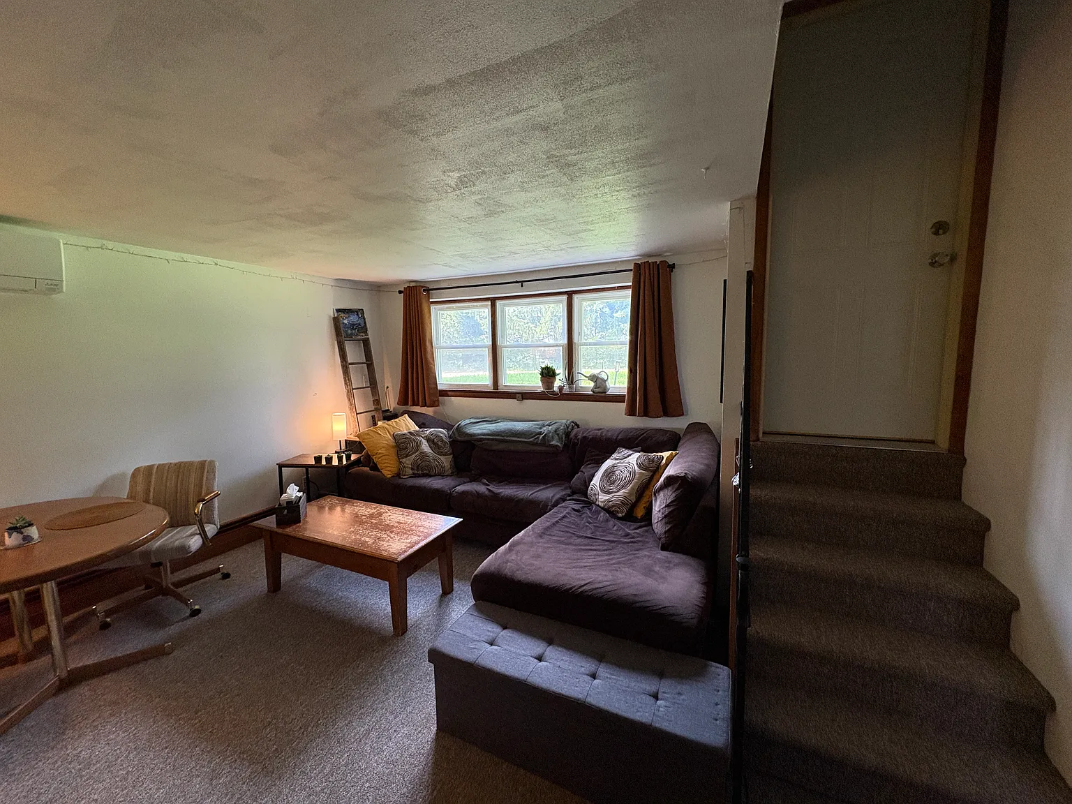 2 bed, 850 sqft, $1,450 — Photo 2
