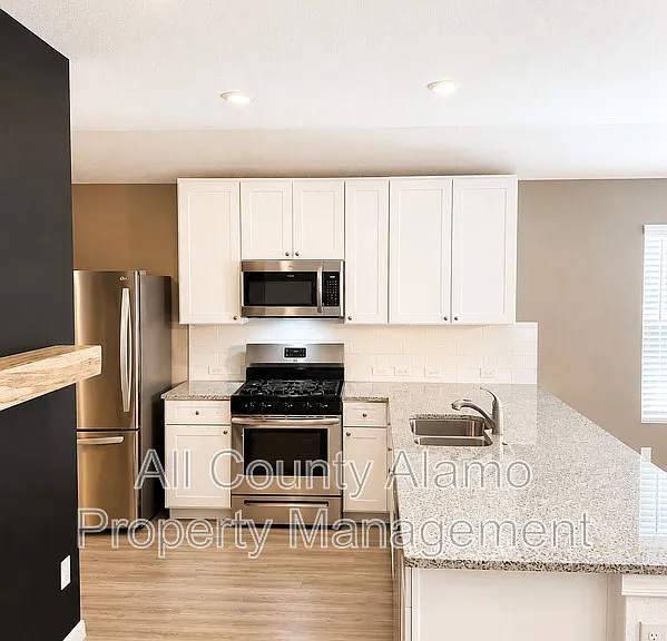 4327 Southton Loch — Photo 5