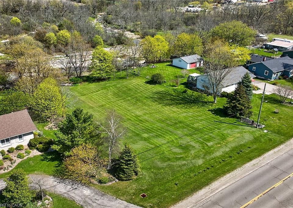 1st image of Erie St N Lot 1