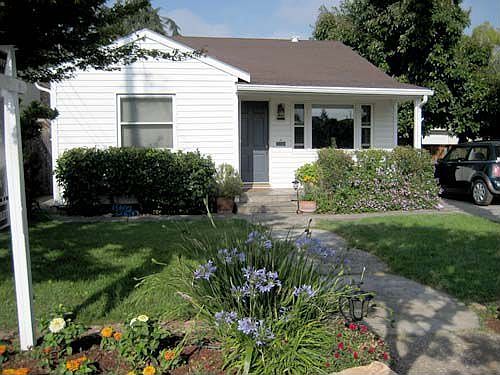 1st image of 1469 Hervey Ln
