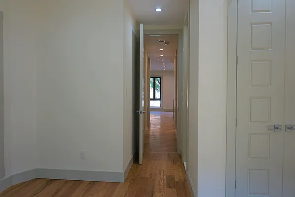 Rented by Prime Homes Management | media 31