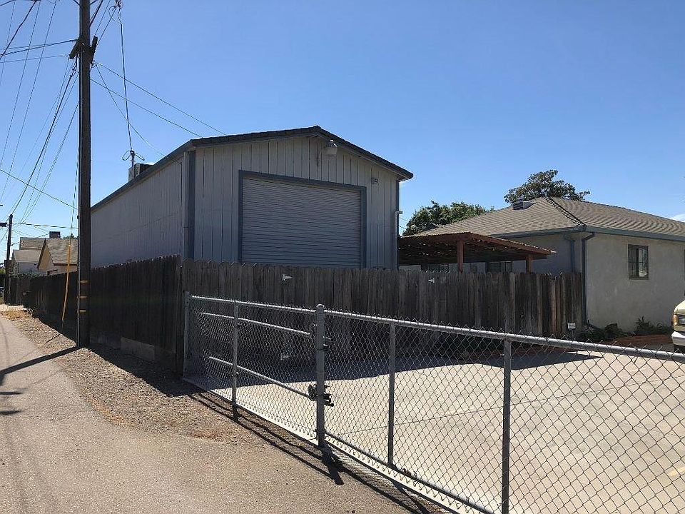 1st image of 606 Willow Ave