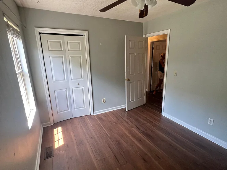 2005 Country Manor Dr — Photo 14