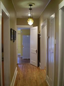 5th image of 707 N Black St